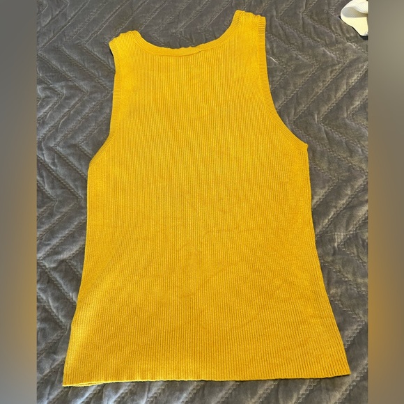 EXPRESS | Marigold Knitted Top - Picture 4 of 4